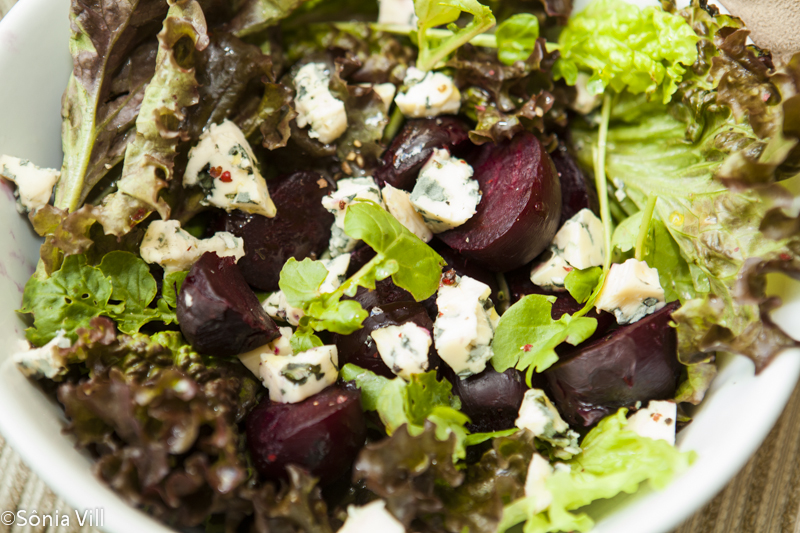 Salada de Beterrabas e gorgonzola