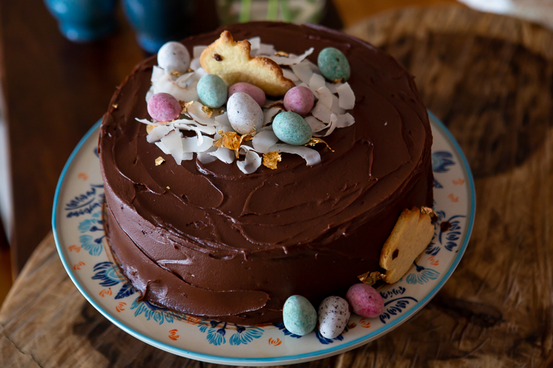 Bolo de chocolate, detalhes de um lindo bolo de chocolate com